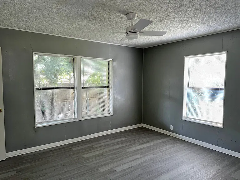 2604 Wenonah Ave — Photo 20