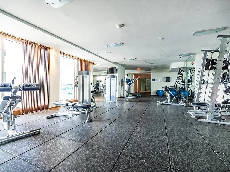 335 Biscayne Blvd #2706 — Photo 29