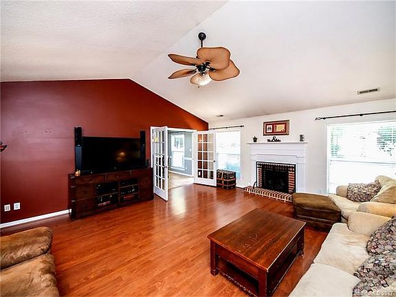 4th image of 15119 Arbroath Ct