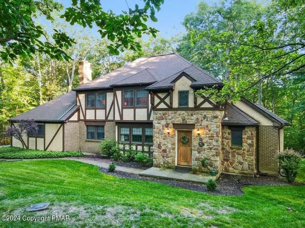 521 Owls Nest Rd, Stroudsburg, PA 18360