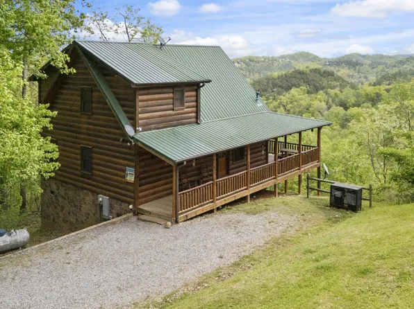 3435 Lonesome Pine Way, Sevierville, TN 37862