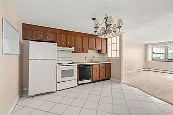 1 bed, 560 sqft, $1,900 — Photo 2