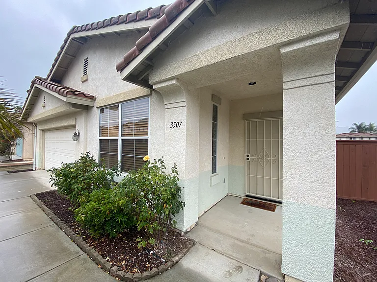 3507 Lake Park Ave — Photo 4