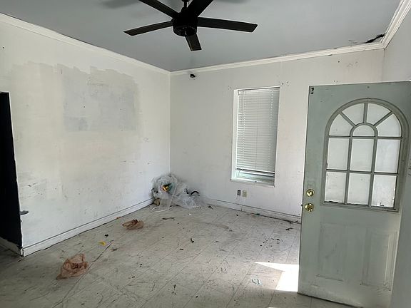 3rd image of 4330 Blair Ave