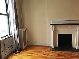 Rented by Salon Realty Corp