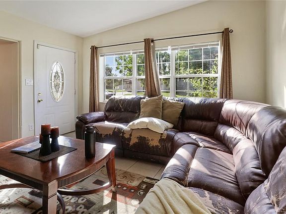 5th image of 6053 Yucatan Dr