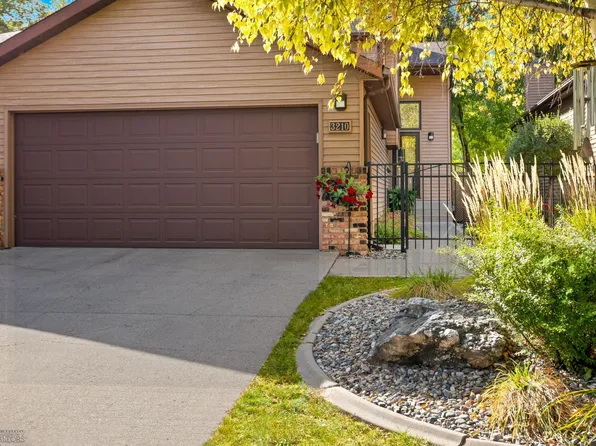 3210 16th Ave S, Fargo, ND 58103
