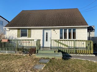 435 Lido Pkwy, Lindenhurst, NY 11757