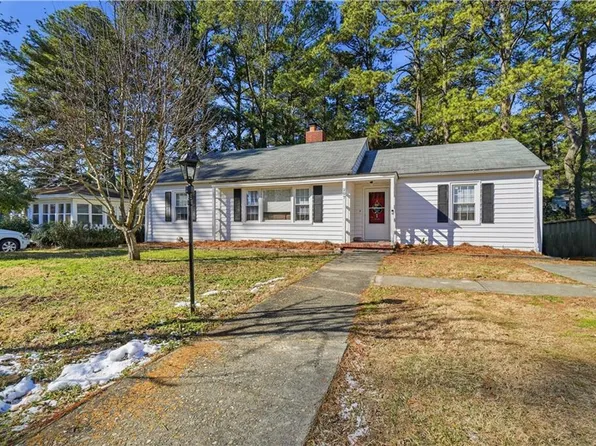 207 Causey Ave, Suffolk, VA 23434