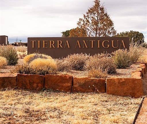 2nd image of 43 Tierra Antigua