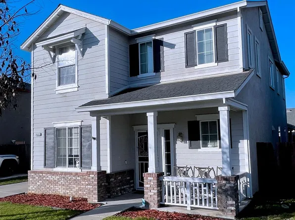 2403 Terralinda Dr, Turlock, CA 95382