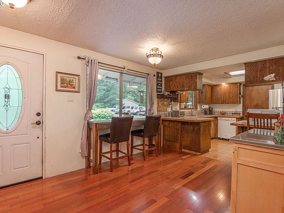 4th image of 25217 NE 142nd Ave