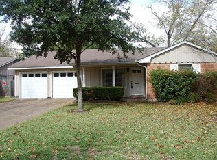 6926 Neff St, Houston, TX 77074