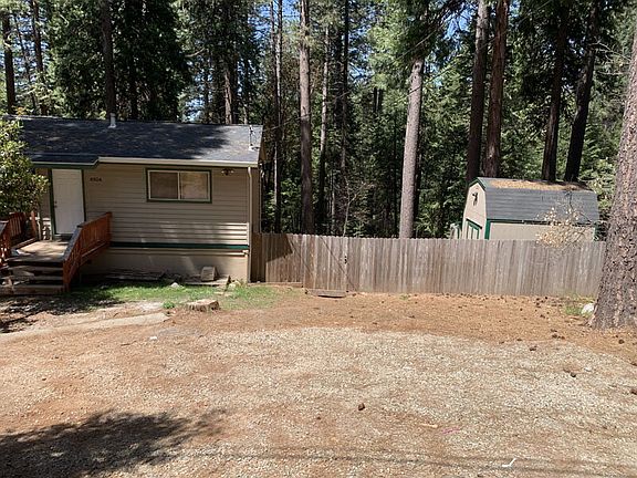 2nd image of 4924 Golden St