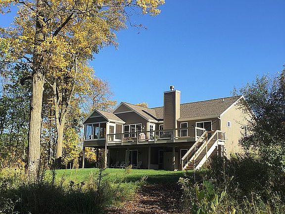 3rd image of 9393 Wabasis Pointe Dr NE