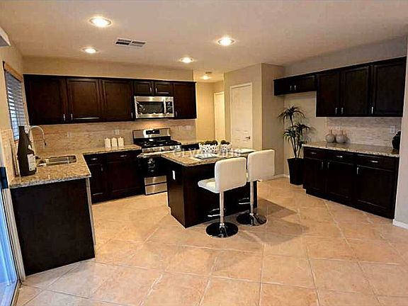 4th image of 1140 Casady Hollow Ave