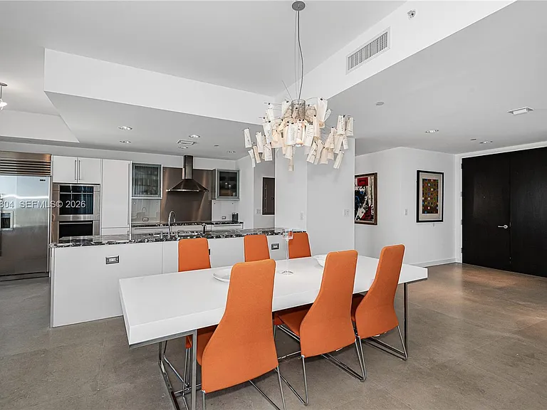 6101 Aqua Ave #702 — Photo 7