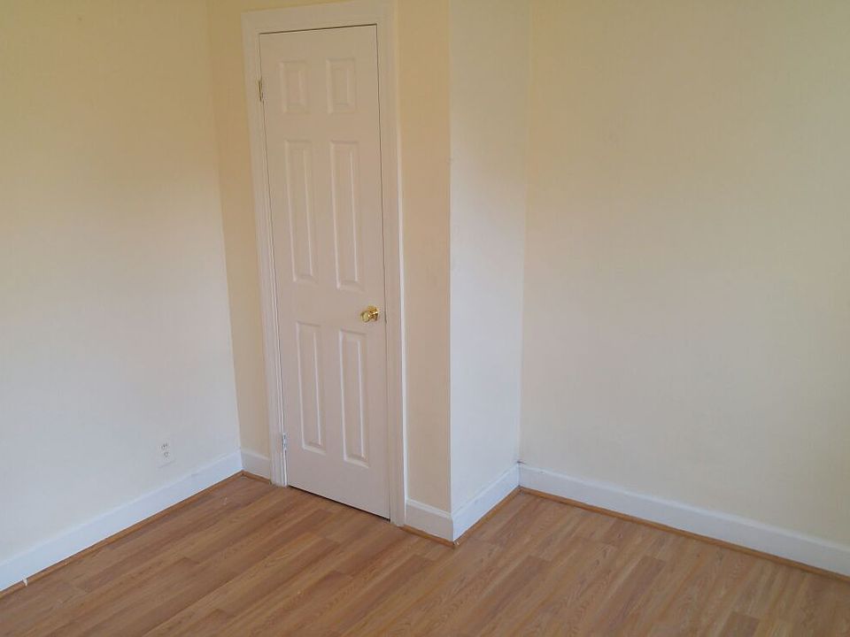2nd image of 2070 Arthur Ave APT 2E
