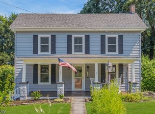 132 Main St, Hampton, NJ 08827