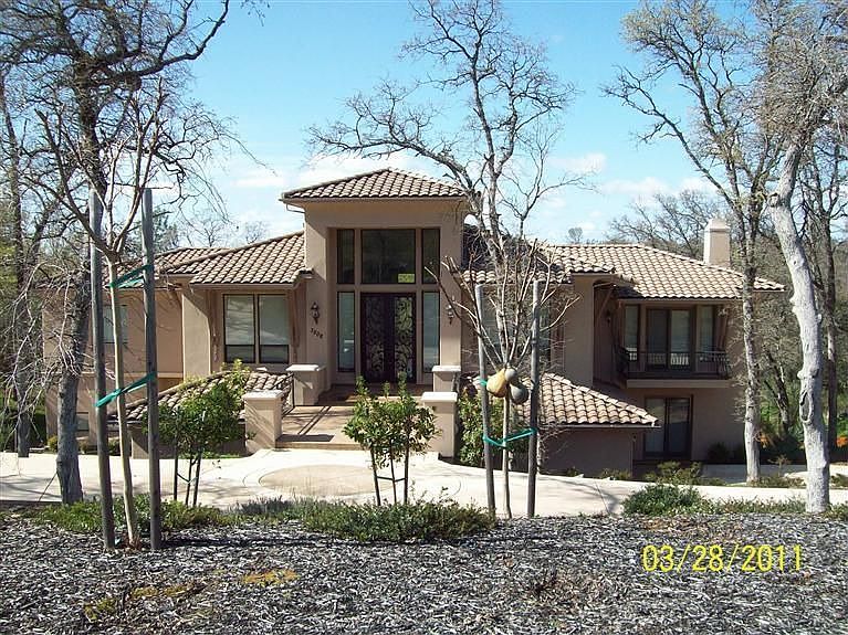 1st image of 3808 Greenview Dr