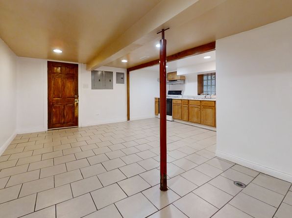 5257 S Marshfield Ave