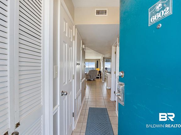 3rd image of 645 Plantation Rd #6602