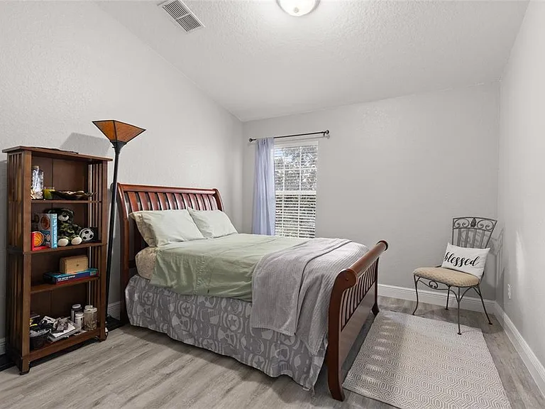 15048 Bellinkoff Ln — Photo 25