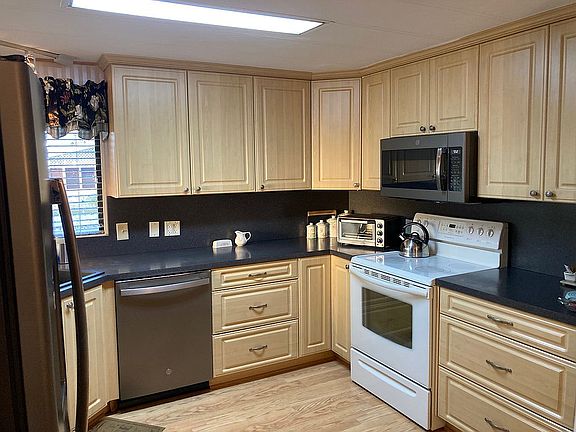 New Microwave & Dishwasher