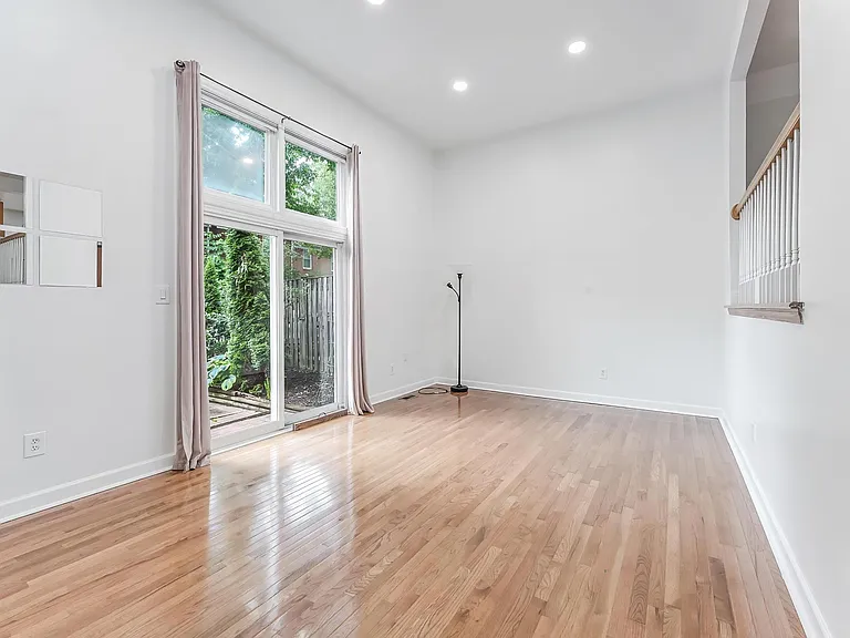 2331 Harleyford Ct — Photo 14
