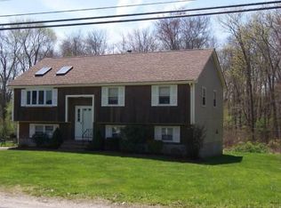 76 Sumner St W, Brockton, MA 02301