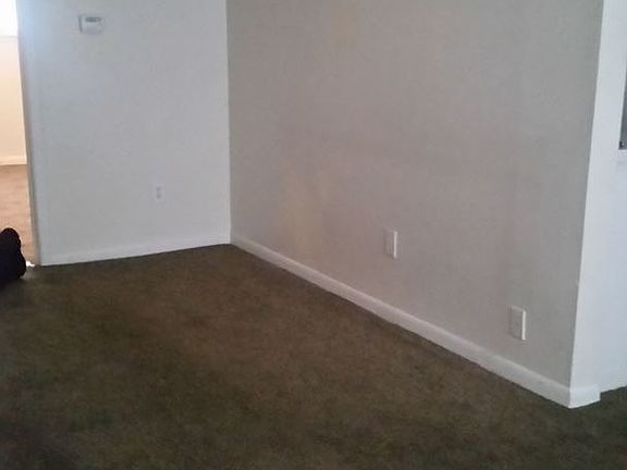 3rd image of 1316 Barak Ln APT C
