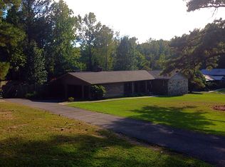 223 Three Oaks Dr SE, Calhoun, GA 30701