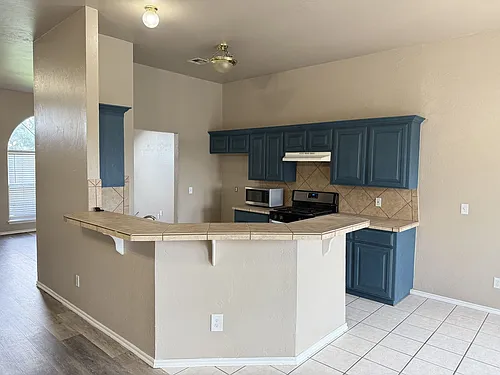 13525 Bell Ave Photo 1
