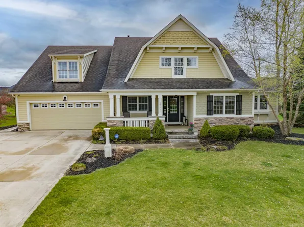 1711 Galapagos Ct, Fort Wayne, IN 46814