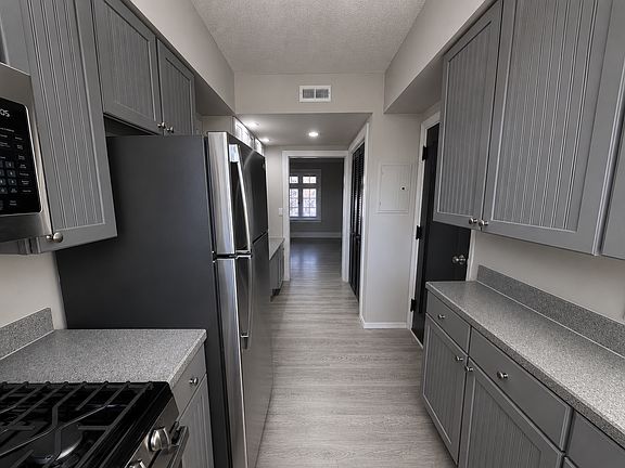 2nd image of 7556 Byron Pl #2E