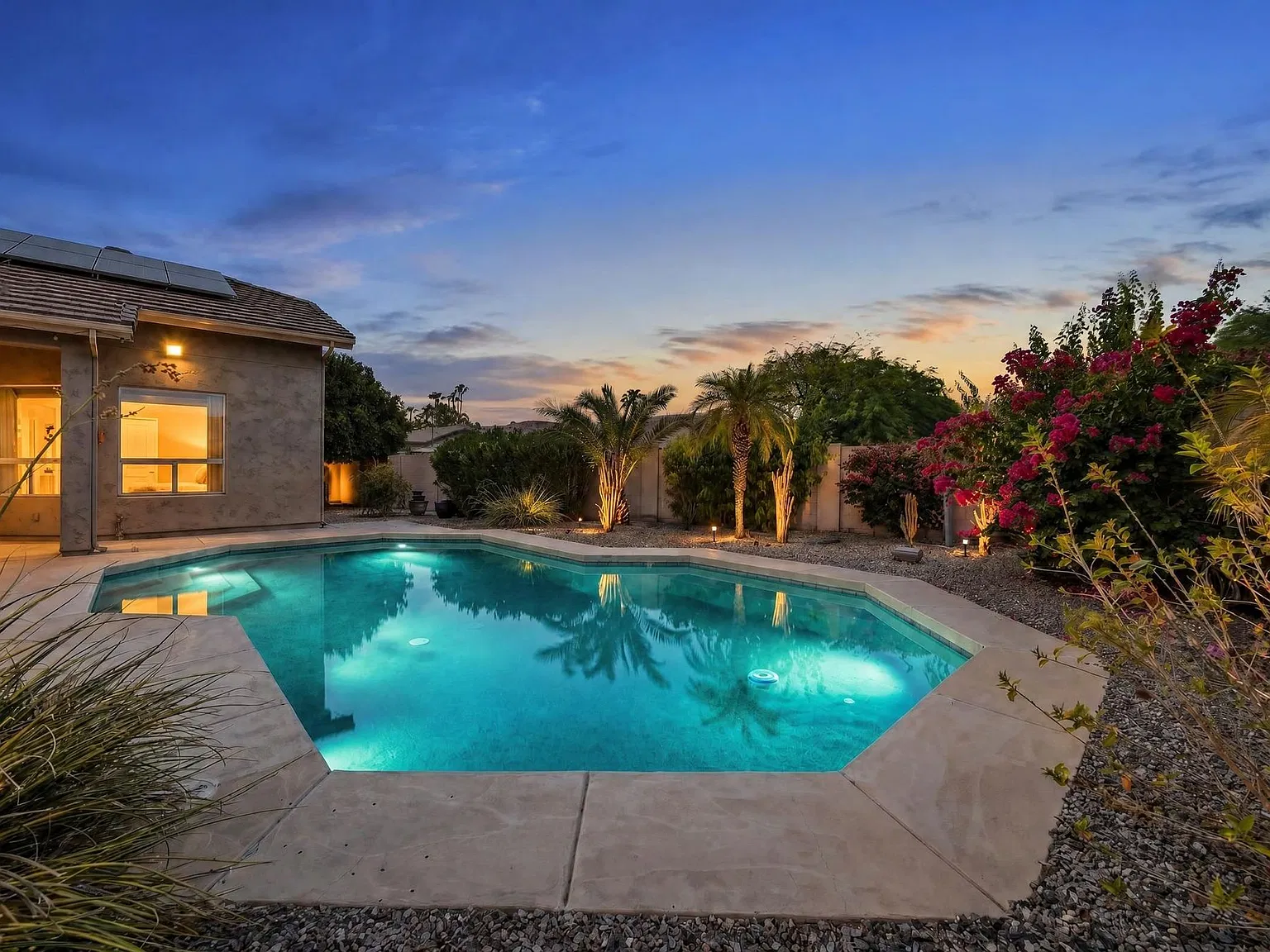 4 bed, 2717 sqft, $3,700 — Photo 3