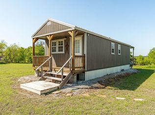 412 S Broadway St, Meridian, TX 76665