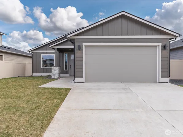 557 S Perry Avenue, East Wenatchee, WA 98802