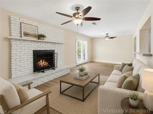 2105 Santa Paula Dr, Las Vegas, NV 89104