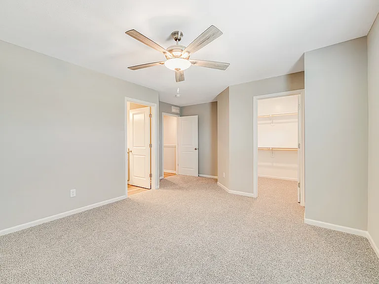 601 E Mason St #B — Photo 11