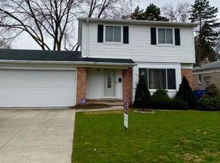 4024 Garbor Dr, Warren, MI 48092