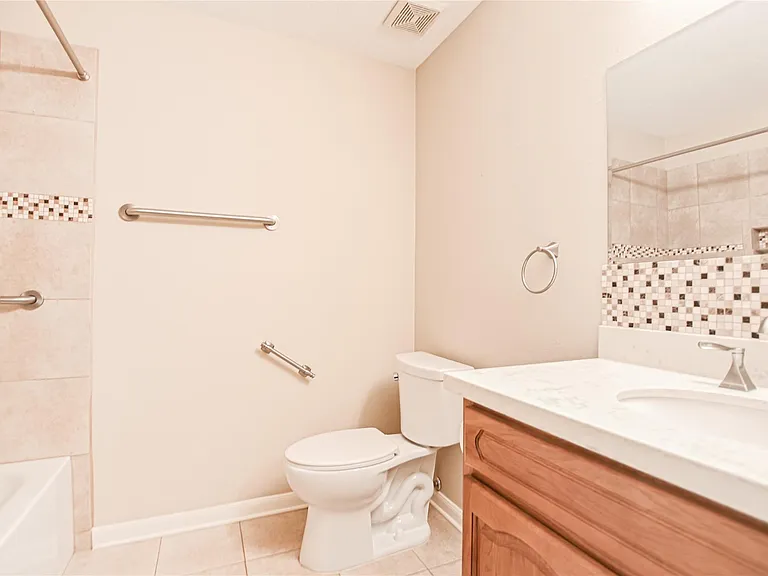 203 Colony Creek Dr — Photo 19