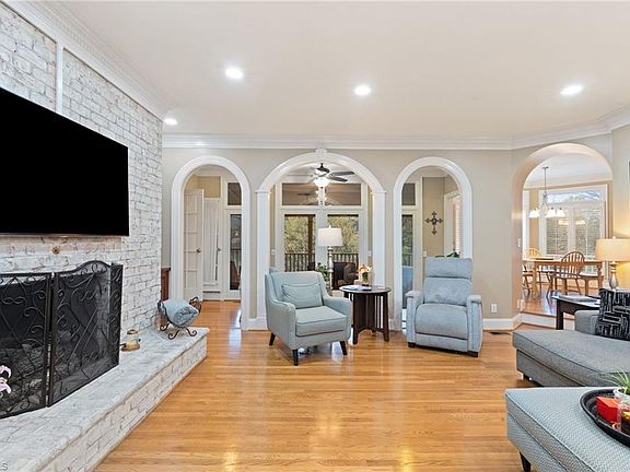 5th image of 3403 Donnington Ct