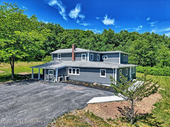 3rd image of 233 Edison Timmerman Road