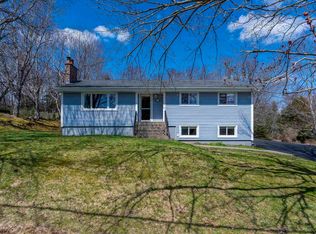 33 Rosewood Ave, Halifax, NS B3T 1C6