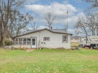 967 Newton Rd, Quincy, MI 49082