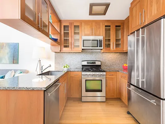 Sold by Sotheby's International Realty | media 3