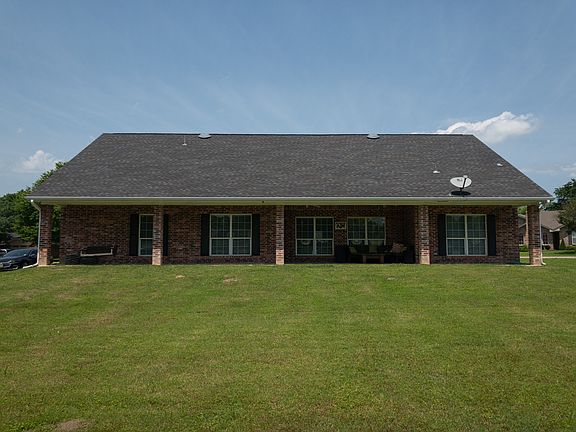 2nd image of 13 Dobbs Dr