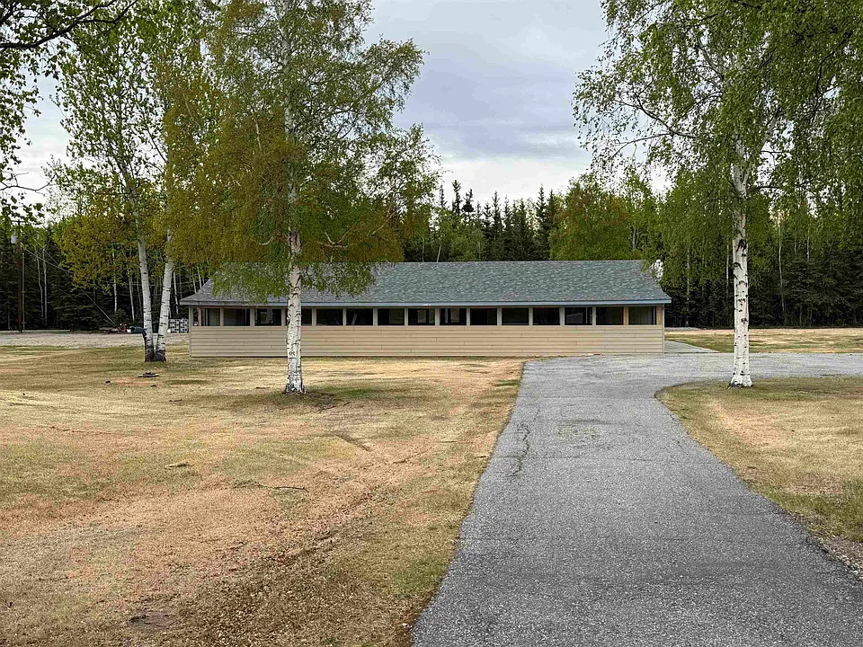 1120 Clearwater Rd