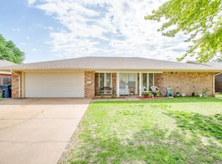913 Sunnybrook Ln, Enid, OK 73703